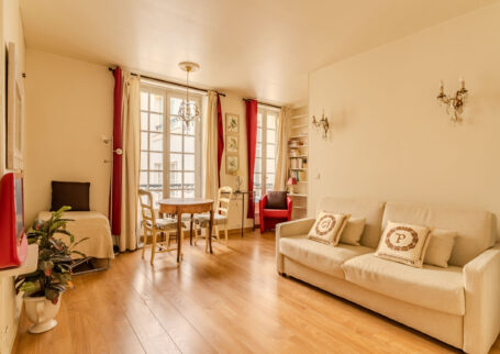 RUE SAINT-SULPICE 75006